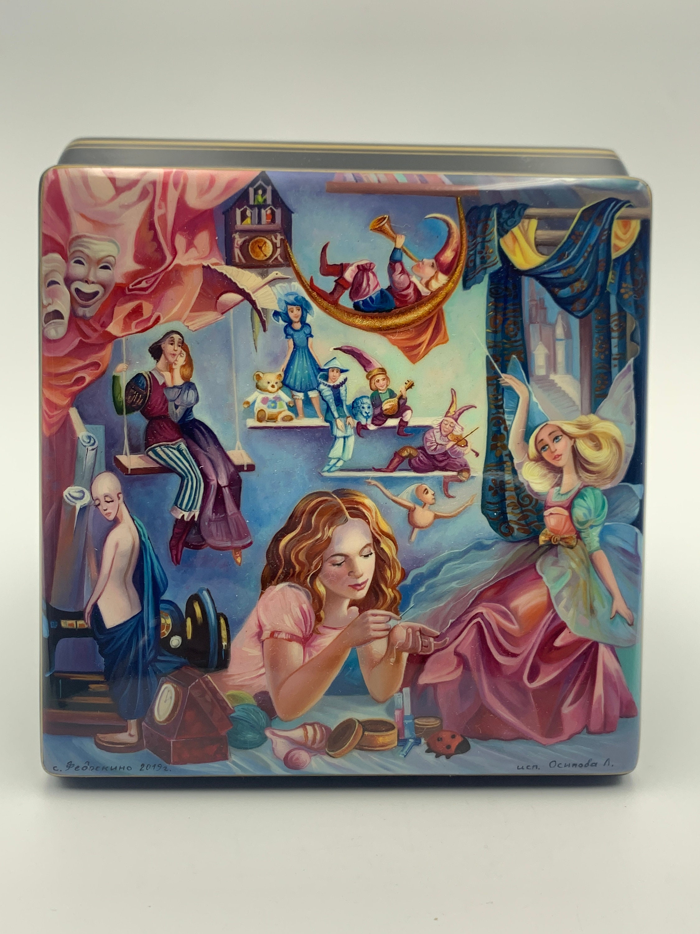 Magnificent  Fedoskino lacquer box "Circus"  hand painted oil, papier mache, mother of pearl unique collectible box
