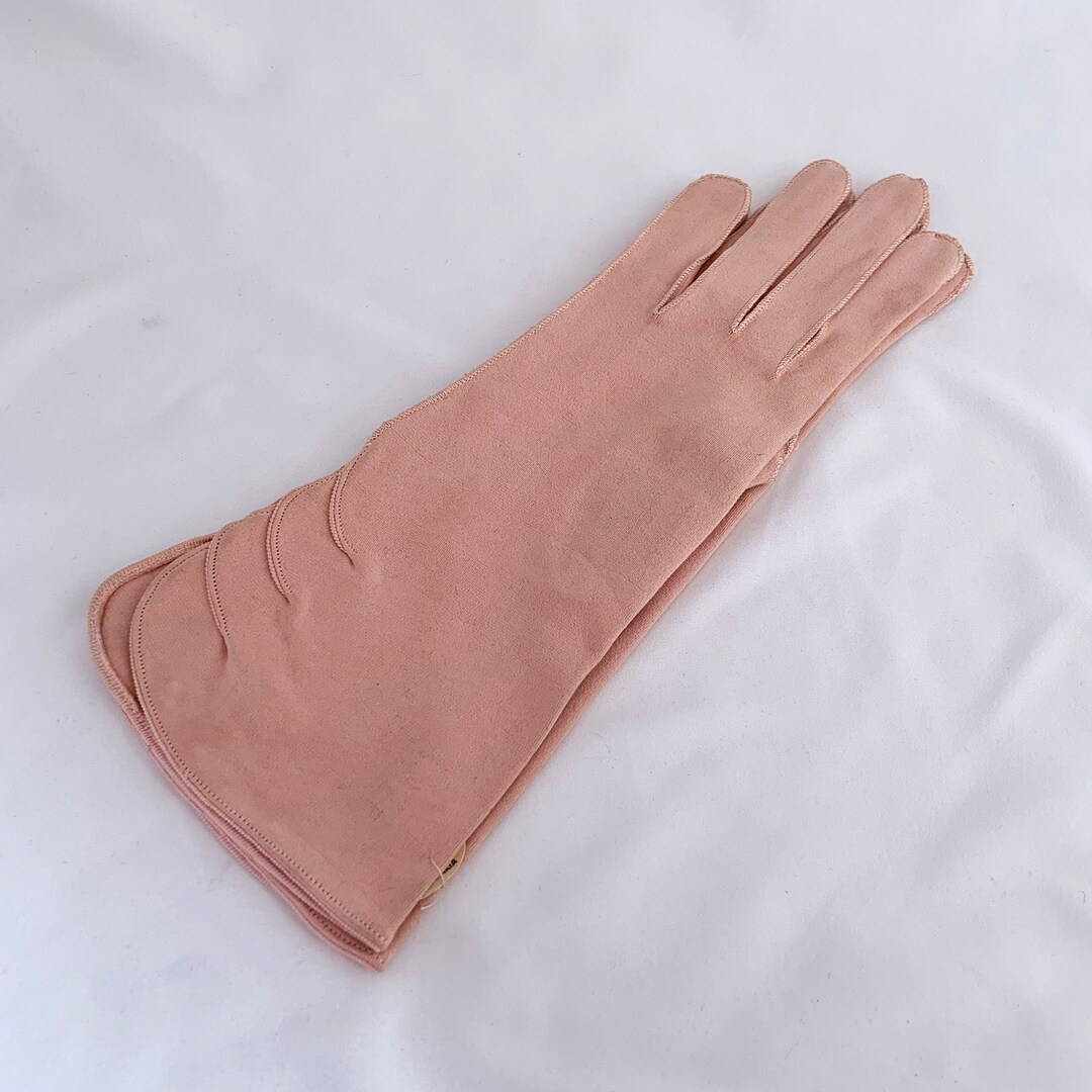 Vintage Rose Pink Cotton Gloves W/ Scalloped Split Cuff Design