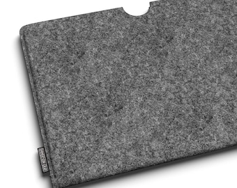 Felt sleeve for Samsung Galaxy Book (2022), compatible with all models (Pro, Pro 360), 12 colours, UK made, custom fit