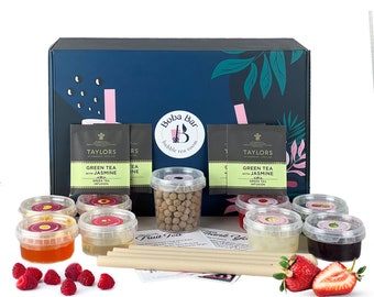 DIY Fruit Bubble Tea Kit Geschenkbox | Serviert 4 verschiedene Geschmacksrichtungen | Mit der Boba Bar London können Sie zu Hause Ihre eigenen geschmackvollen Früchtetees zubereiten