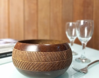 Set of 4 : Natural Coconut Bowl, Eco-Friendly Salad Bowl, Handcrafted from Coconut Shell