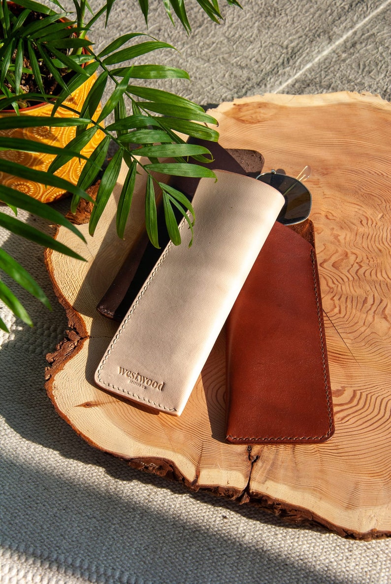 Minimalist Leather Glasses Sleeve w/ FREE personalization Personalized Leather Glasses Case Leather Glasses Holder Sunglasses Case Light Brown