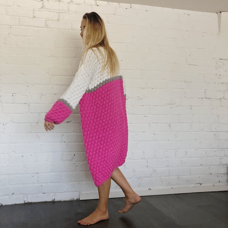 Long sleeve knitted cardigan, maxi cardigan jacket, chunky hand knitted cardigan, sustainable knitwear for autumn, pink soft cardigan image 4