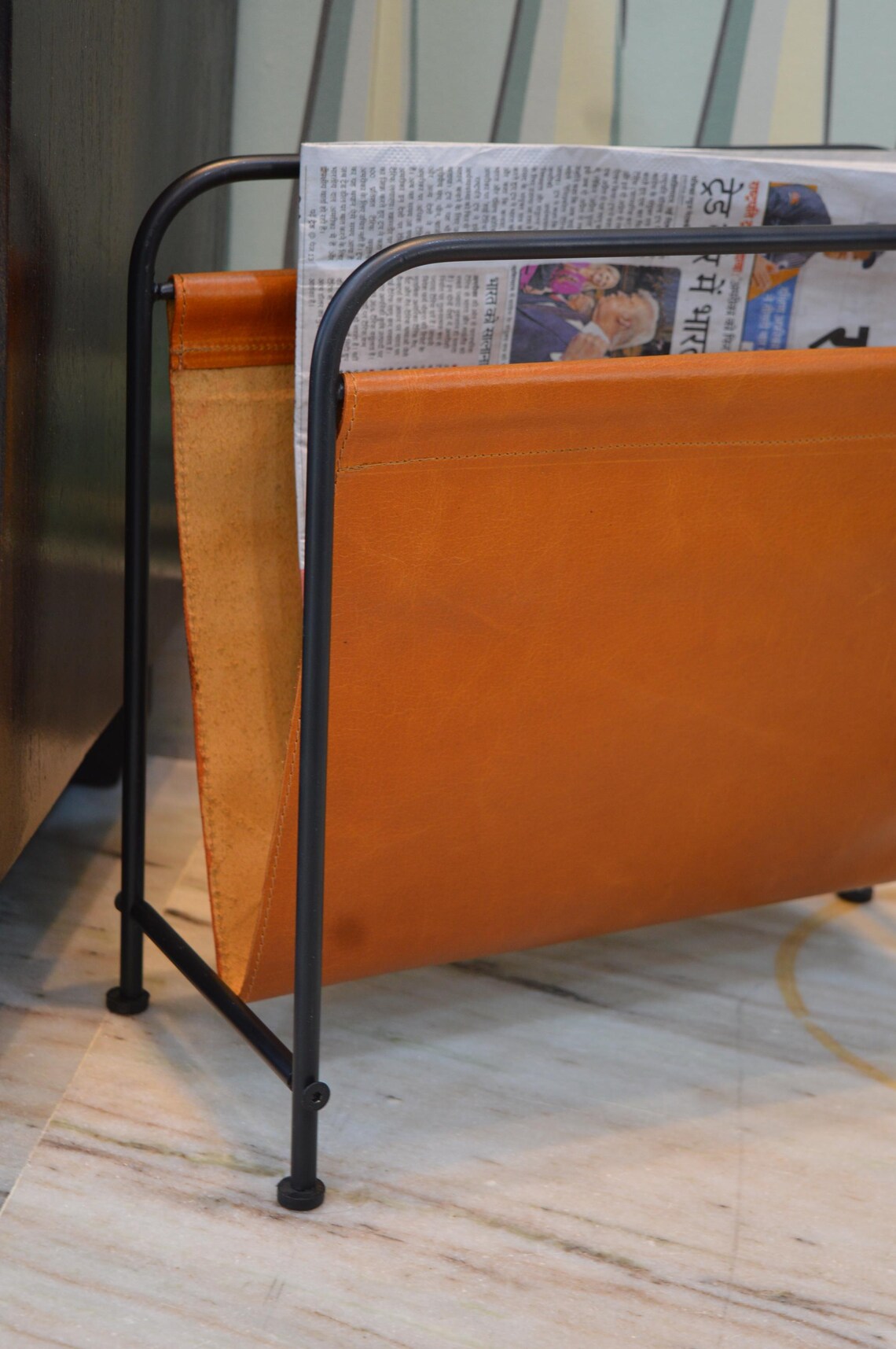 Tan Leather Magazine Rack: Living Room Newspaper & Vinyl Storage - Etsy