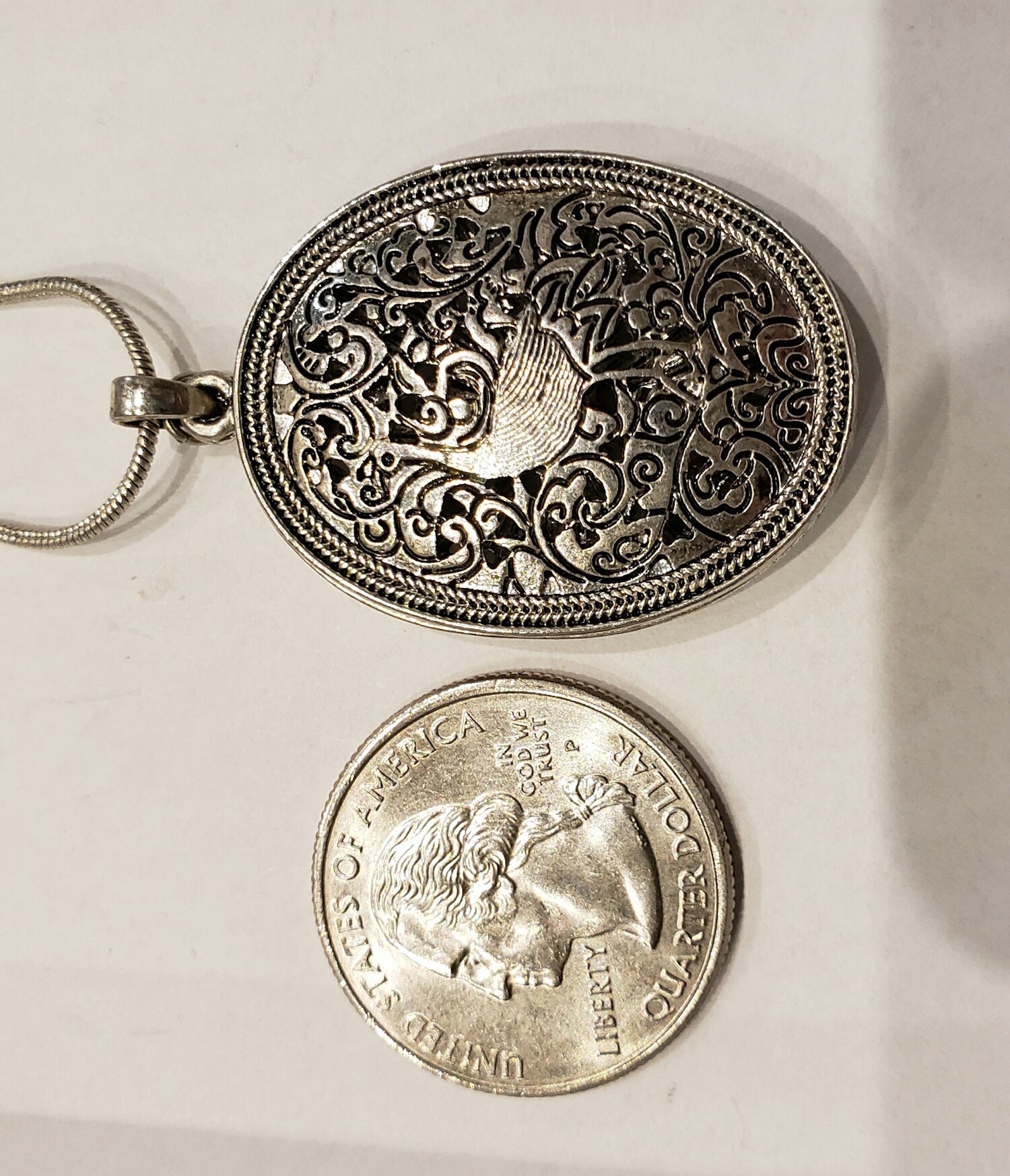 8 Pezzi Per Confezione 34 X 24 Mm Un Lato Ciondolo Pavone Finitura Argento Antico Peltro Senza Piombo - Italia - Foto 9