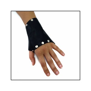 Leather Gloves Bracelet,Gloves Wristband,Black Leather Gloves,Brown Leather Gloves,Leather Archer Gloves,Rocker Glove,Leather Accessories