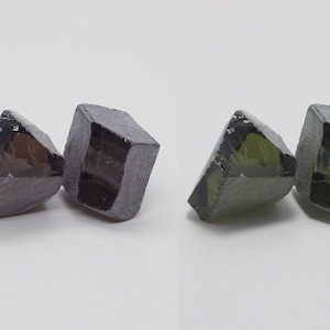 Nanosital Simulated Diaspore Color Changing Lab Created Faceting Rough for Gem Cutting - #NZ-2 - Various Sizes