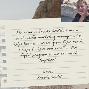 Peut inclure: Une note manuscrite sur papier lign&eacute; avec le texte : &laquo; Je m'appelle Brooke Seidel. Je suis une responsable marketing des m&eacute;dias sociaux... &raquo; Une femme souriante est dans le coin sup&eacute;rieur droit. La note se termine par &laquo; Love, Brooke Seidel. &raquo;