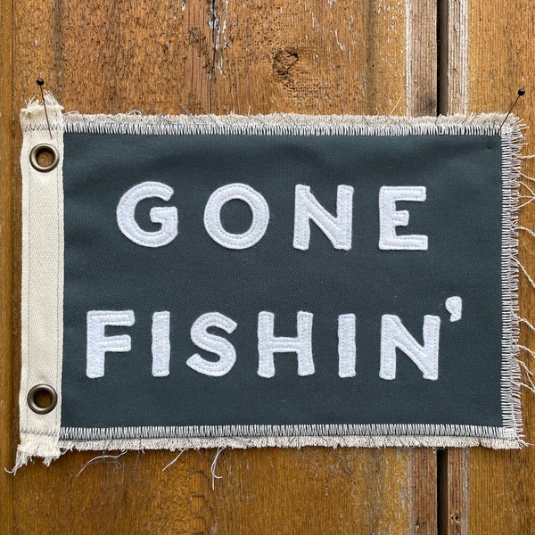 Vintage Inspired 'Gone Fishin’' Camp Flag: Lake House Wall Decor