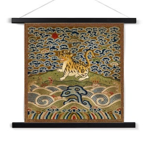 Dinastia Qing, ricamo cinese su seta / Thangka quadrato con leopardo, leone, gatto e mandarino / Stampa artistica d'epoca con gancio