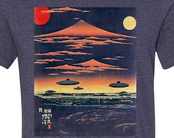 Invasion extraterrestre Ukiyo-e | Art OVNI fantaisie japonais original | ciel au-dessus de Kyoto | T-shirt vintage d'art graphique surréaliste de la guerre des mondes