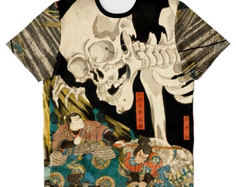 Utagawa Kuniyoshi: Mitsukuni Defying the Skeleton Spectre Vintage Yokai Supernatural Japanese Mythology Boho Ukiyo-e Graphic T-Shirt