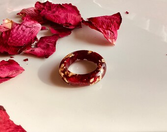 Rose Ring, Red Rose and Gold Flecks, Chunky Resin Rings, Pressed flower Ring, Couples Rings, Love Ring, bohemian Jewlery