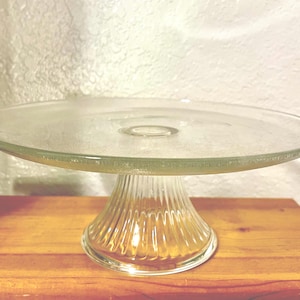 Anchor Hocking Monaco Vintage Glass Cake Stand