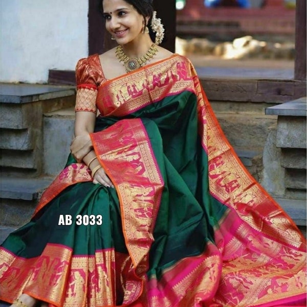 Belles femmes indiennes sari portant un sari de festival et un sari traditionnel en soie de lichi douce