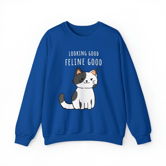 Cat looking sweatshirt online