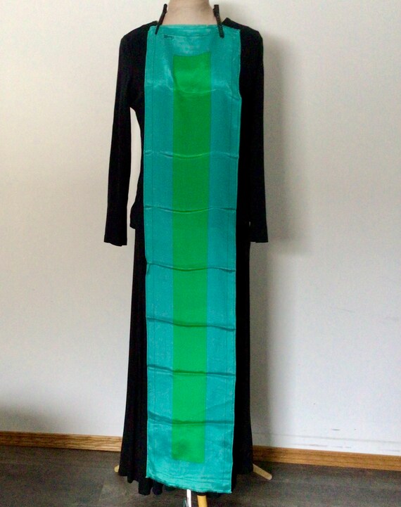 Lovely silk signed Revelli rectangular long scarf - image 6