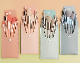 Personalized Makeup Brushes with matching cover, Gift for Her, Travel Makeup Brushes, Bridesmaid gift, Daughter, Teenager, Tween,