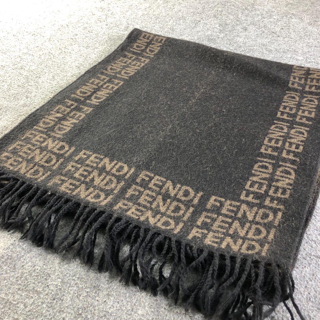 小物 FENDI Monogram Scarf Made in Italy Vintage Fendi Scarf Brown Zucca Monogram 100% Wool, Authentic Made