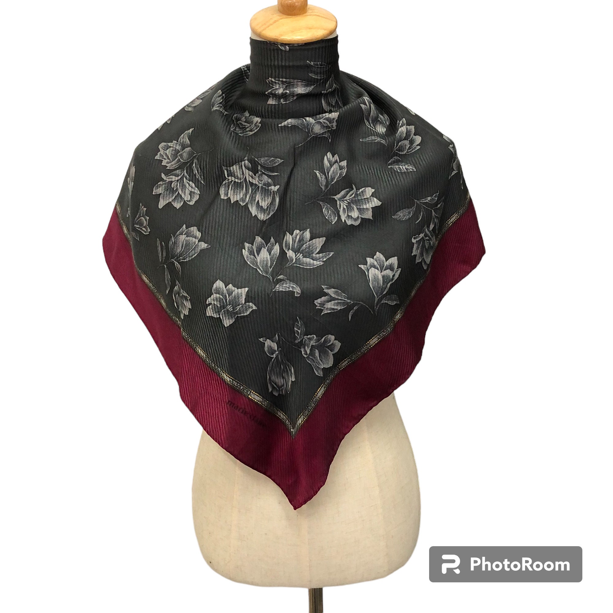 Vintage Marie Claire Silk Scarf: Floral Twill Neck Scarf