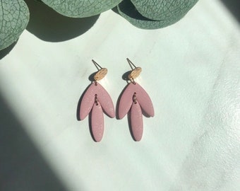 Sparkle Pink dangles- lightweight earrings - hypoallergenic earrings