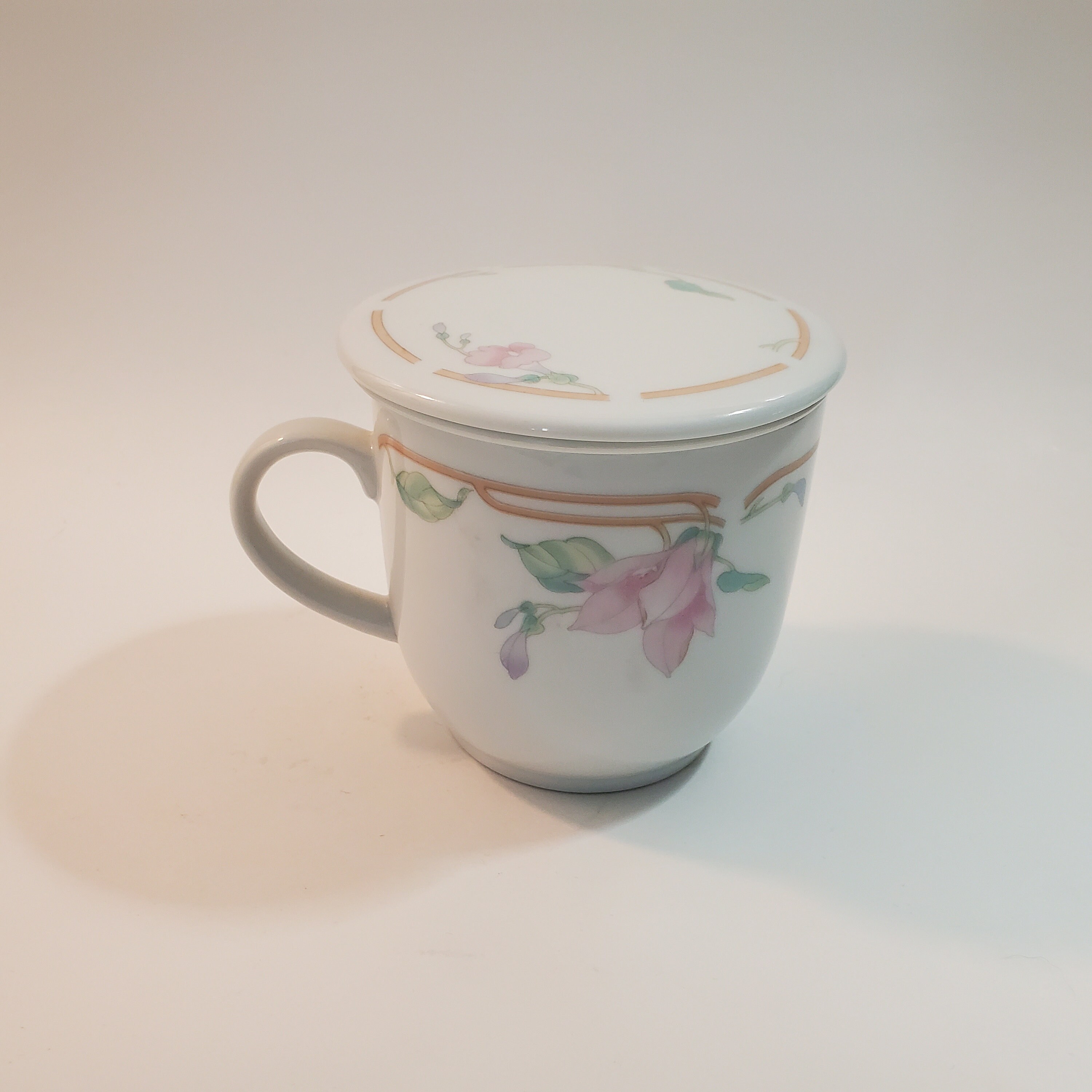 Toscany Collection Tea Cup With Lid Tea Diffuser Japan Etsy