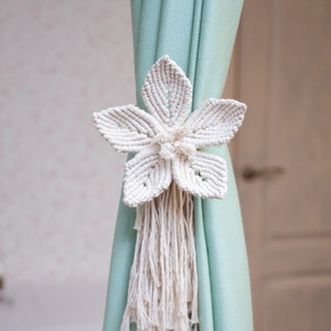 Curtain tie backs, curtain holdbacks macrame,Macrame flowers,Ukraine shop