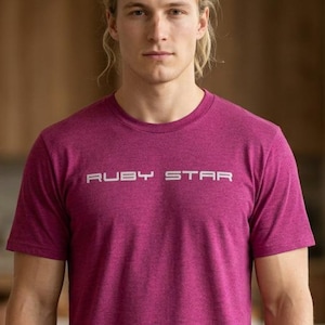 Camiseta PCar Ruby Star - Regalo para entusiastas de los autos deportivos clásicos para fanáticos del 718 Cayman, Cayenne, Macan 992 GT3