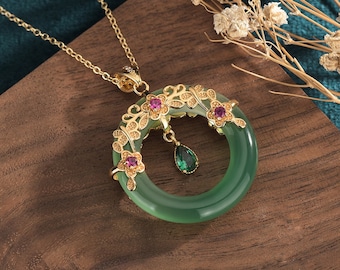 Jade Jewelry Charm Pendant with Necklace 18K Gold Plated Chain Crystal Green Handmade Unique Gemstone Lucky Ring Shape