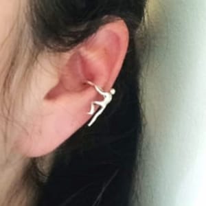 Mensen oor manchet, oor manchet zilver, oor man manchet, mensen sieraden, menselijke oor manchet, klimmen man oorbel, cadeau voor hem, kraakbeen oorbel