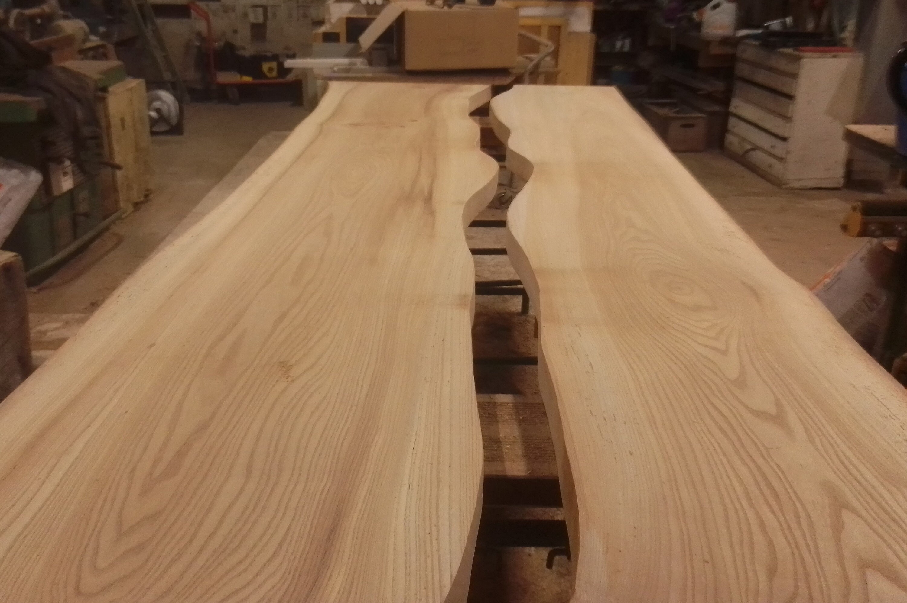 Plateau de Table en Chêne Rivière