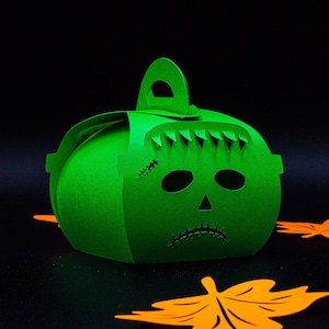 Frankenstein Treat Box SVG, Halloween Candy Box, Party Favor, Cut file for Cricut