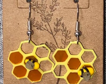 Round Honeycomb Bee Dangles