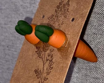 Carrot Studs