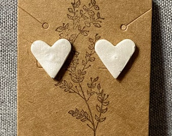 Pearlescent heart studs