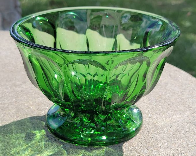 Vintage Green Glass Bowls, Vintage Anchor Hocking Fairfield Small Serving Bowl Spearmint Green