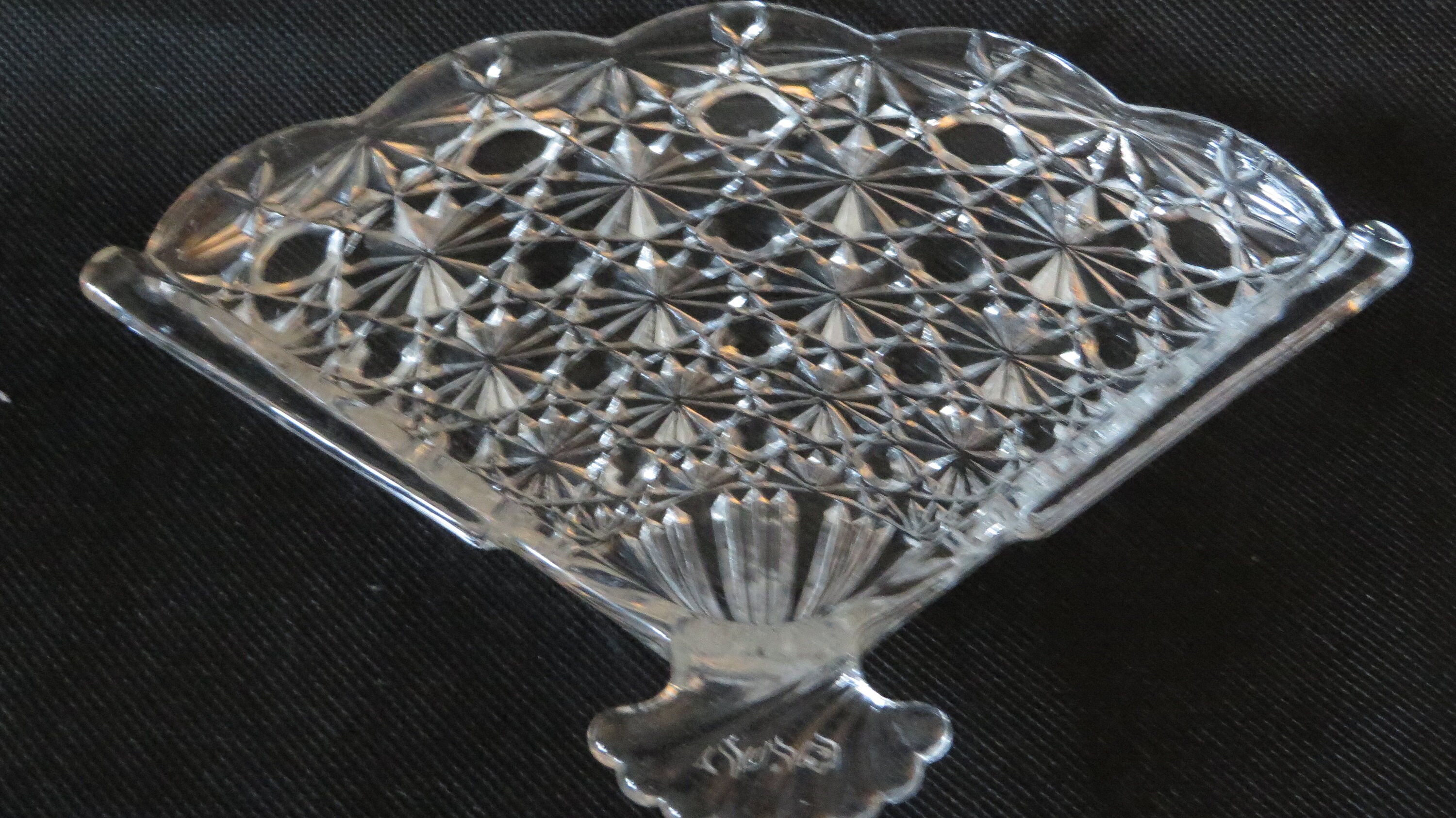 AVON Vintage Glass Trinket Dish, Catch All Dish, Vintage AVON Fan Shaped Glass Dish, Starburst