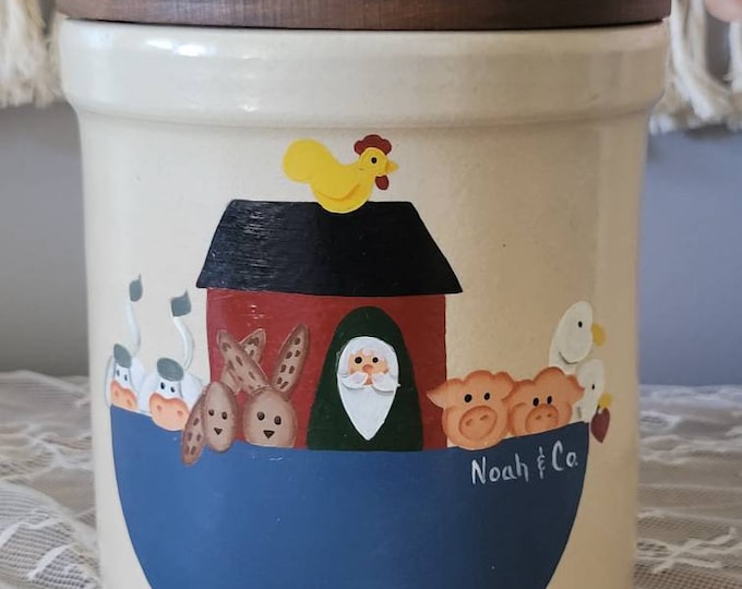 Stoneware Canister, Vintage Robinson Ransbottom, 2 quart High Jar With Wood Lid, Stoneware Kitchen Jar with Painting of Noah's Ark