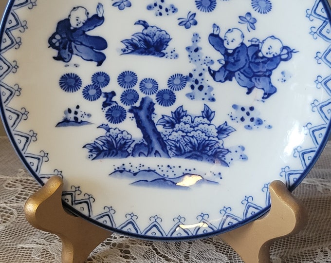 Japanese Porcelain Arita Ware Sometsuke Set of 5 Small Plates, Chinese Children Chasing Butterflies, Cobalt Blue Karako