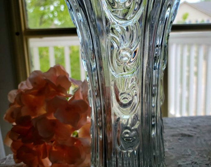 Vintage Glass Vase, Vintage Italian Borgonov "Elena"  Vase, Bouquet Vase, Rosebuds, Scalloped Rim