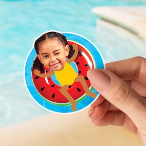 Pegatina personalizada para fiesta en la piscina con foto de niño, adorno para tarta de cumpleaños de verano personalizado con foto de cara de niño, fiesta digital o impresa