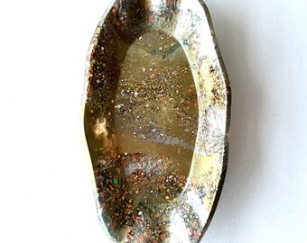 Handmade oval resin dish tray