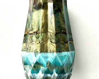 Handmade resin pencil pot vase