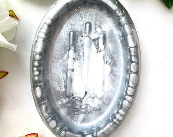 Handmade silver resin soap dish holder