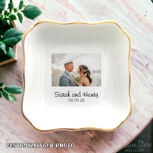 Personalized Photo Ring Dish-Engagement Wedding Gift For Couple-Wedding Gift For Bride-Mom Jewelry Dish-Trinket Tray-Anniversary Photo Gifts