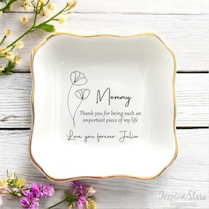 Thank You For Being Such An Important Piece Of My Life-Personalized Mom Ring Dish-Jewelry Holder-Ceramic Trinket Tray-Birthday Gift For Mom