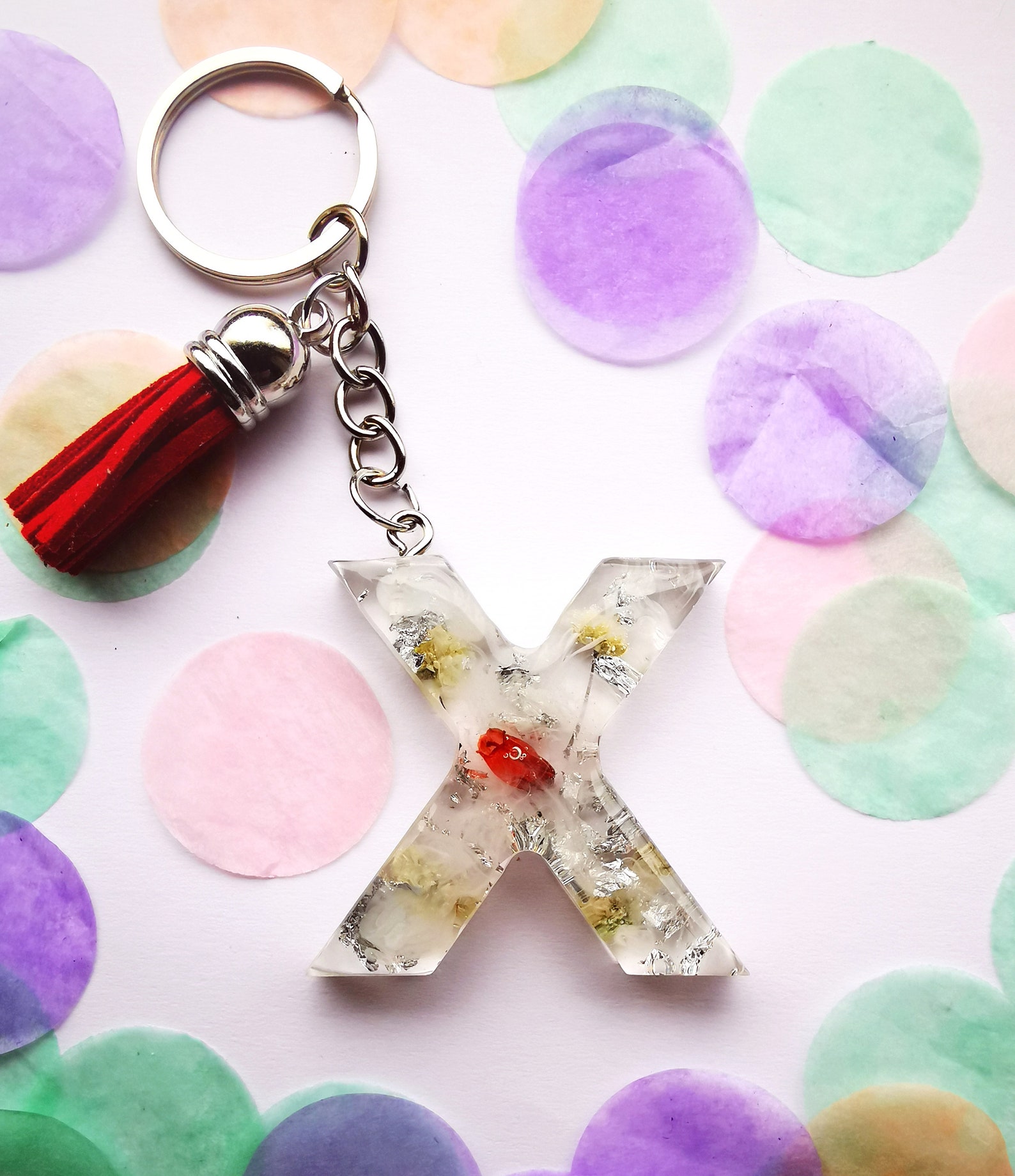 Epoxy keychain with real flowers and gold leaf Etsy