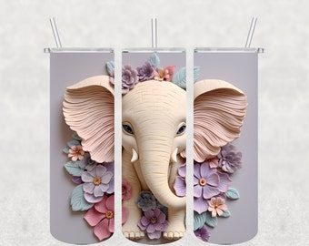 Puede incluir: Un vaso con una ilustración 3D de un elefante adornado con flores y hojas en tonos pastel. El elefante es de color crema, con orejas grandes y una trompa. Las flores son rosas, moradas y azules. El fondo es gris claro.
