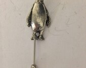 Penguin fine English pewter on a very strong tie stick pin perfect attach a hat scarf collar coat tie jacket etc ref PP-A07