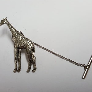 Giraffe PP-A10 Made From Fine English Pewter on a Tack Tie Pin With Chain pin label